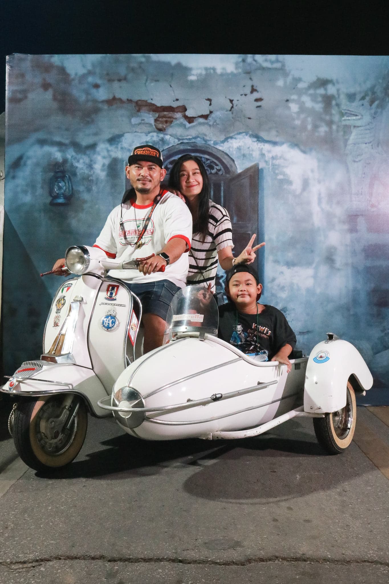 บริการถ่ายภาพครอบครัวแบบมืออาชีพ